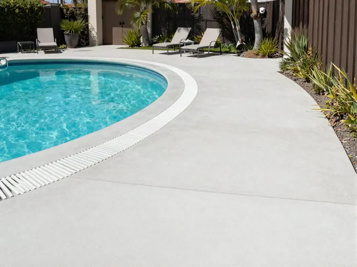 Concrete pool deck